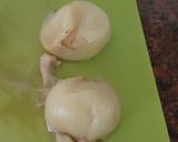 Foto del paso 3 de la receta: Codillo asado, con papas y cebolla
