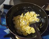 A picture of step 5 of Chicken Sausage Noodles.