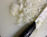 Foto del paso 1 de la receta: Macarrones con tomate y atún