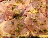 A picture of step 5 of Tarragon Chicken Thighs with Veggies 😁😁😁.