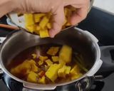 A picture of step 6 of Gvar Dhokli Sabzi.