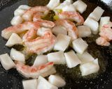 Foto del paso 1 de la receta: Paella de Marisco
