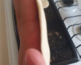 Foto del paso 3 de la receta: Sopes con salsa, crema y queso