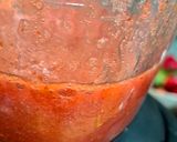 Foto del paso 2 de la receta Zumo de fresas con agua de hibisco