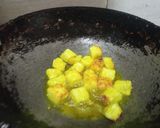 A picture of step 2 of Dry Chilli Paneer.