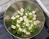 Foto langkah ke 2 dari resep Semur Buncis Tahu.