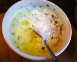 Foto del paso 2 de la receta: Ensalada de col lombarda con mozzarella y manzana