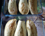 Foto del paso 1 de la receta: Berenjenas rellenas con soja texturizada (en olla GM y horno)