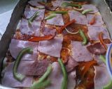 Foto del paso 3 de la receta: Pizza de jamón, queso parmesano y vegetales