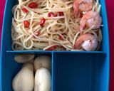 Foto langkah ke 4 dari resep Prawn Aglio Olio Angel Hair Pasta.