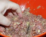 Foto del paso 3 de la receta: Albóndigas turcas sobre arroz con salsa de yogur