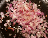 Foto del paso 15 de la receta: Pollo al limón, en salsa de hígado y ajos