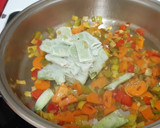 Foto del paso 4 de la receta: Guiso de lubina