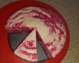 A picture of step 3 of Miss Ria Khairiyah's Puding Roti Tawar Zebra-in pink.