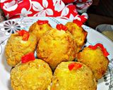 A picture of step 8 of Plantain balls.