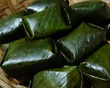Foto langkah ke 8 dari resep Lemper isi ayam Merah Putih (1249).