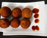 A picture of step 6 of Potato cheese balls.