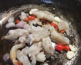 Foto langkah ke 1 dari resep Tumis Buncis Udang Saos Tiram.
