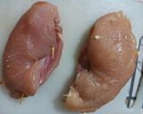Foto langkah ke 3 dari resep Chicken Cordon Bleu.