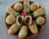 Foto langkah ke 6 dari resep Gemblong/uli nasi isi abon.