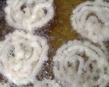 A picture of step 5 of Juicy Jalebi (Rasili Jalebi Recipe).