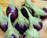 எண்ணெய் (முள்)கத்தரிக்காய் குழம்பு (Throny brinjal gravy) ரெசிபி ஸ்டேப் 1 புகைப்படம்
