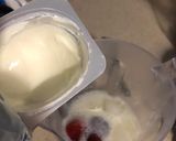 Foto del paso 1 de la receta: Licuado de fresa