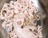 Hình bước làm 1 của món Gà ba món