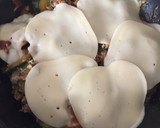 Foto del paso 4 de la receta: Calabacines con cebollas y mozzarella