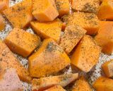 Foto del paso 2 de la receta: Calabaza asada con miel y zaatar