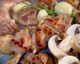 รูปขั้นตอนการทำที่ 3 ของ ไก่ย่างเนยพริกไทยดำผัดไวน์ผลไม้