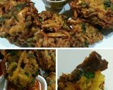 A picture of step 4 of Crispy Palak Aloo Piaz Pakora😋💚💛.