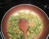 Foto del paso 3 de la receta: Tallarines con carbonara de calabacín y aguacate