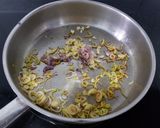 Hình bước làm 2 của món Lưỡi heo xào lăn