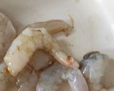 Hình bước làm 1 của món Lẩu tôm bầu