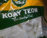 Gambar langkah 1 resipi 2:8:26 - Kuey teow goreng fish ball.