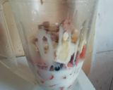 A picture of step 2 of Break the fast smoothie#4weekchallenge.