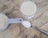 A picture of step 1 of Fluffy pancakes.