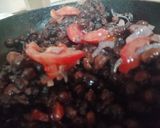 A picture of step 2 of Kale channe.