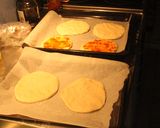 Foto del paso 13 de la receta: Pizza fugazzetta y pizzetas