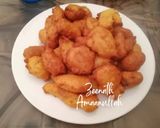 A picture of step 2 of Hyderabadi Gulgule/Sweet Fritters.