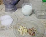 Cashew pistachio milkshake recipe step 1 photo