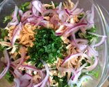 Foto del paso 10 de la receta: Tostadas de salpicón de pollo