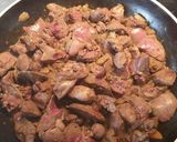 Foto del paso 2 de la receta: Higaditos de pollo a las hierbas provenzales