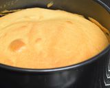 A picture of step 2 of My Christmas cream cake.