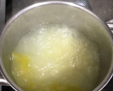 Foto del paso 2 de la receta: Huevos rotos con espuma de patata