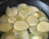 Foto langkah ke 1 dari resep Omelet Kentang.