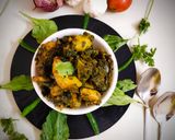 लहसुनिया आलू पालक(lahsuniya aloo palak recipe in hindi) रेसिपी चरण 5 फोटो