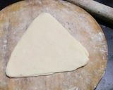 প্লেন পরোটা (Plaion parota recipe in Bengali) রেসিপির ধাপ 2 ছবি