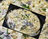 A picture of step 3 of 🍄🍝🍗Chicken and Mushroom Alfredo Pasta🍄🍝🍗.